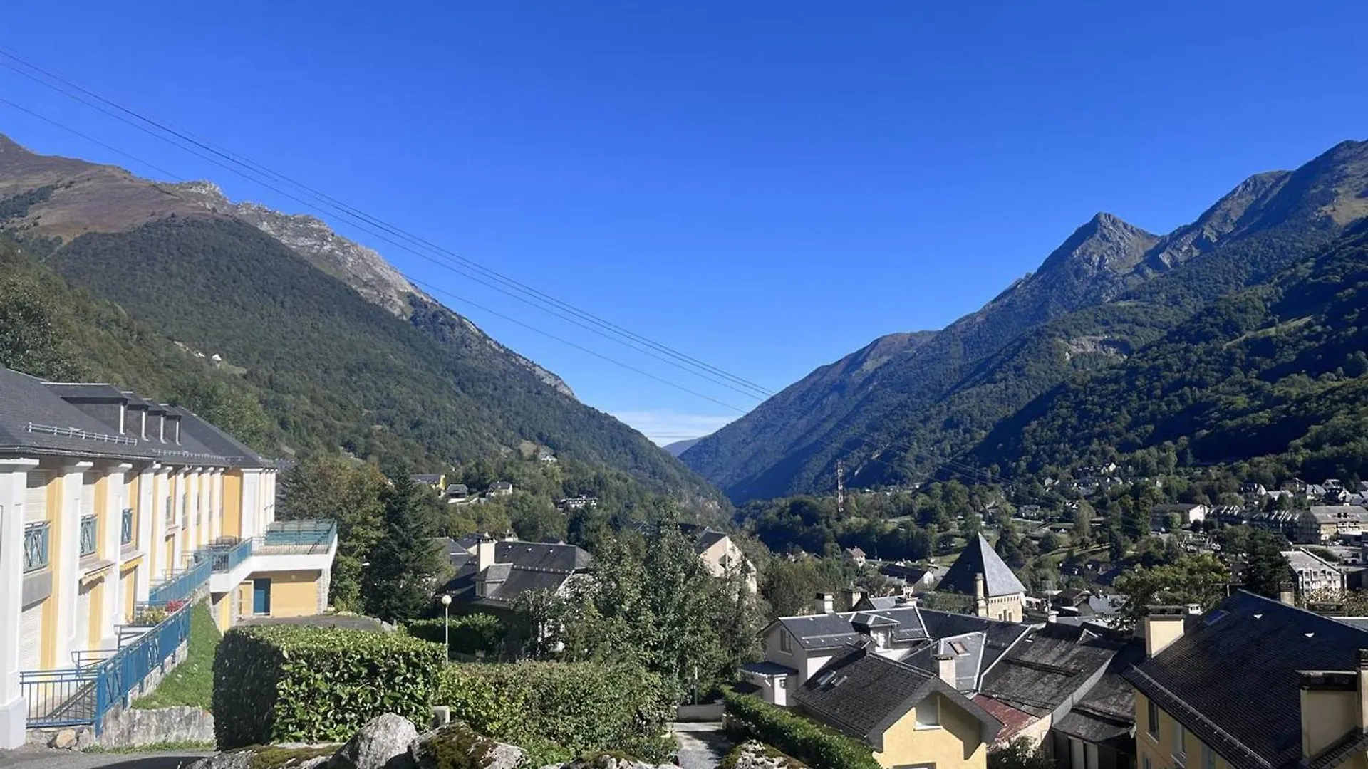 Apartment Charmant Appart 6 Pers, 2 Ch, A Cauterets Avec Parking - Fr-1-812-104