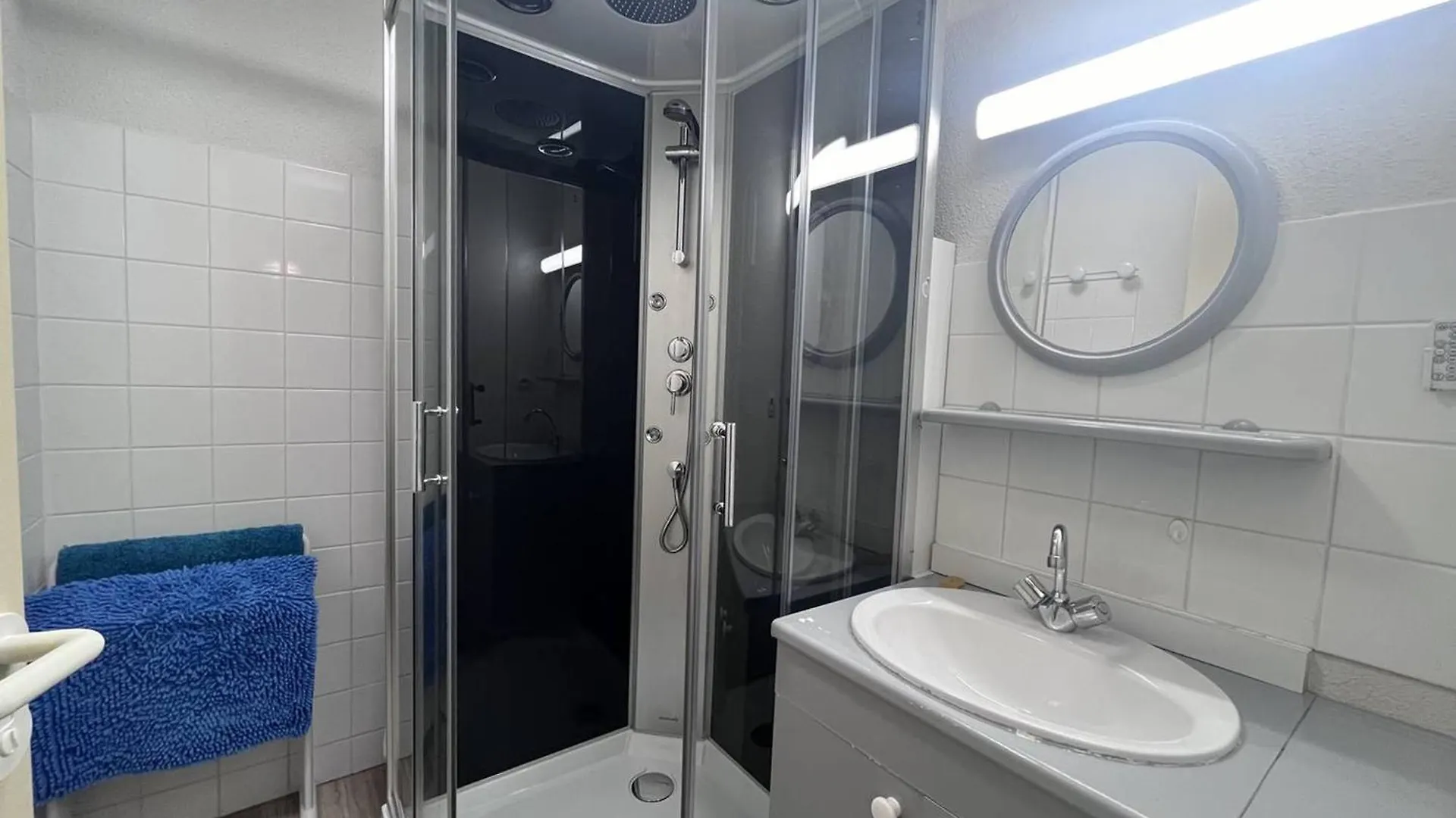 Charmant Appart 6 Pers, 2 Ch, A Cauterets Avec Parking - Fr-1-812-104 Apartment